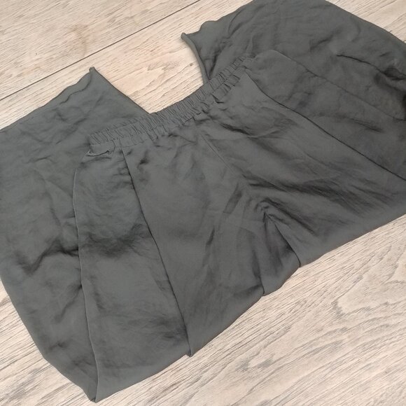 Oska size 1 converts to 6/8 neutral olive lightweight balloon cropped pants - Picture 1 of 13